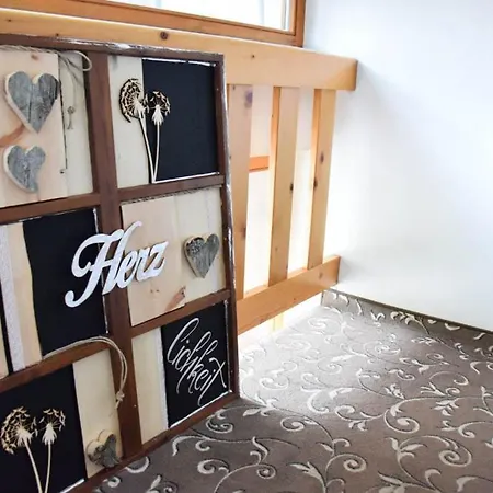 Small And Cozy Rieder Stubn On - Site Restaurant And Pinseria Hotel Ried im Oberinntal